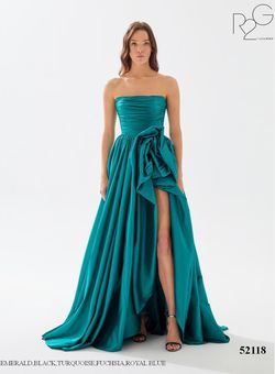 Style 52118 Tarik Ediz Green Size 4 Tall Height Pageant Side slit Dress on Queenly