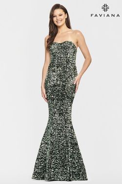 Style S10819 Faviana Green Size 4 Flare Sequined Tall Height Mermaid Dress on Queenly