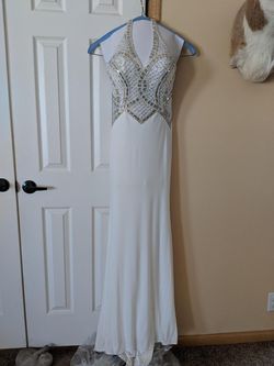 Tony Bowls White Size 2 Engagement Straight Dress on Queenly