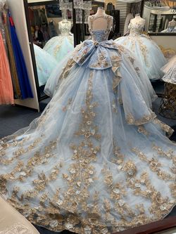 Style Q3074 Mary's Blue Size 8 Free Shipping Plunge Quinceanera Ball gown on Queenly