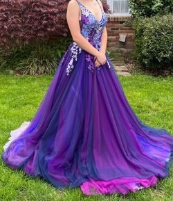 Darla Fox Purple Size 4 Prom Ball gown on Queenly