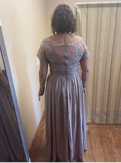 Nude Size 12 Train Dress on Queenly