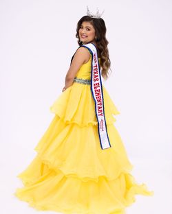 Ashley Lauren Yellow Size 10 Prom Pageant Girls Size Train Dress on Queenly