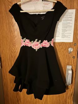 B. Darlin Black Size 4 Vintage Floor Length Tall Height A-line Dress on Queenly
