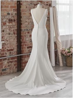 Maggie Sottero White Size 10 Mermaid Dress on Queenly