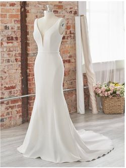 Maggie Sottero White Size 10 Mermaid Dress on Queenly