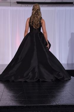 Mac Duggal Black Size 4 Custom Jumpsuit Dress on Queenly