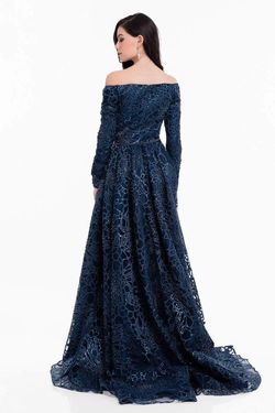 Terani Couture Blue Size 6 Floor Length Formal Train Dress on Queenly