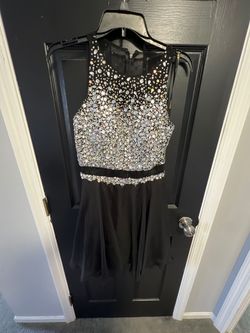 Jovani Silver Size 6 Euphoria Cocktail Dress on Queenly