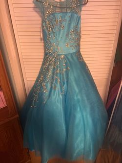 Perfect Angel Blue Size 10 Prom Free Shipping Black Tie Ball gown on Queenly