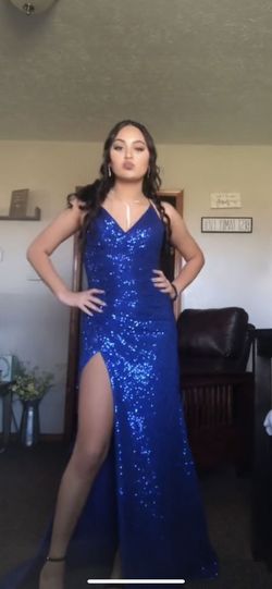 Cinderella Divine Blue Size 4 Prom Floor Length Side slit Dress on Queenly