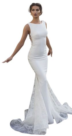 Tarik Ediz White Size 8 Party Mermaid Dress on Queenly