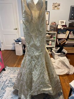 Mac Duggal Gold Size 6 Pageant Prom Military Free Shipping Mermaid Dress on Queenly
