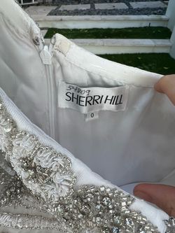 Sherri Hill White Size 0 Cotillion Sequin One Shoulder Ball gown on Queenly