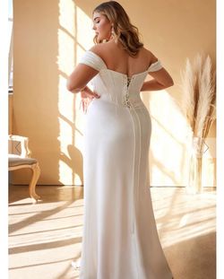White Size 22 Side slit Dress on Queenly