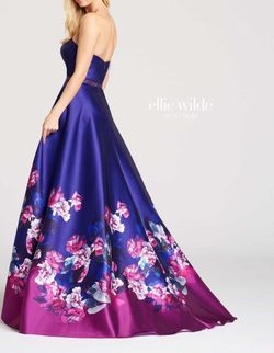 Ellie Wilde Multicolor Size 2 Prom Train Dress on Queenly