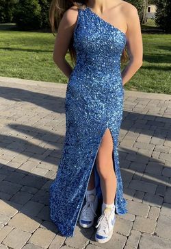 Style 54330 Sherri Hill Blue Size 0 Prom Sequin Jewelled Side slit Dress on Queenly