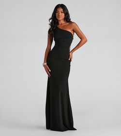 Style 05002-6731 Windsor Black Size 4 A-line Sheer Prom Lace Mermaid Dress on Queenly
