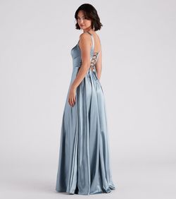 Style 05002-2906 Windsor Blue Size 0 Padded Sweetheart Keyhole Prom Side slit Dress on Queenly