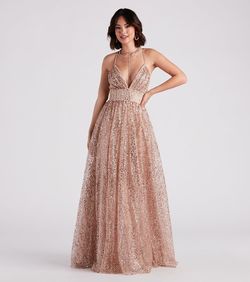 Style 05004-0187 Windsor Gold Size 0 Backless Tall Height A-line Plunge Sequin Straight Dress on Queenly