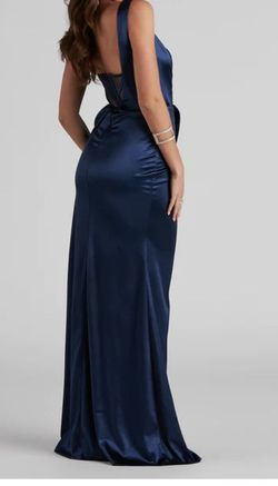 Windsor Blue Size 8 Floor Length Mermaid Dress on Queenly