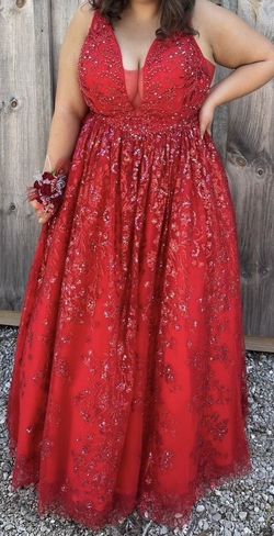 Colette Red Size 20 Floor Length Prom A-line Dress on Queenly