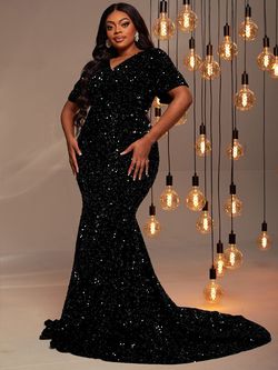 Style FSWD0417P Faeriesty Black Size 32 Sequined Plus Size Floor Length Mermaid Dress on Queenly