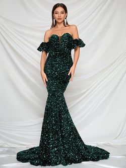 Style FSWD0455 Faeriesty Green Size 16 Train Sequined Military Polyester Mermaid Dress on Queenly