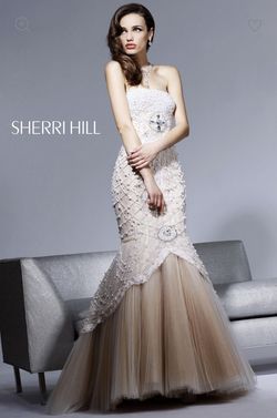 Sherri Hill Nude Size 4 Mermaid Dress on Queenly