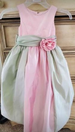 Lady Bug COLLECTION  Light Pink Size 4 Ball gown on Queenly