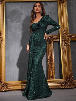 Style FSWD0402 Faeriesty Green Size 16 Plus Size Jersey Sequined Mermaid Dress on Queenly