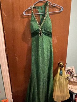 Style Na na Green Size 4 Side slit Dress on Queenly
