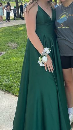 Clarisse Green Size 14 Plus Size Prom Ball gown on Queenly