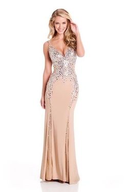 Mac Duggal Nude Size 4 Ball Pageant Straight Dress on Queenly