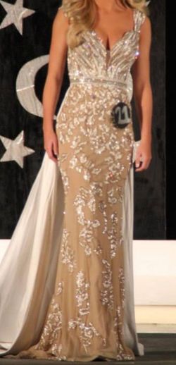 Sherri Hill Nude Size 0 Military Overskirt Prom Free Shipping Jewelled A-line Dress on Queenly