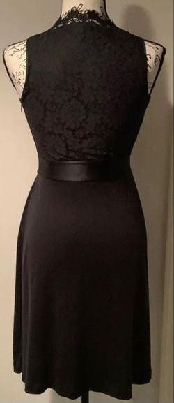 Banana Republic Black Size 0 Flare Silk Cocktail Dress on Queenly