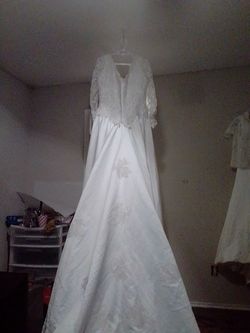 Lots Of Bling And Long Train  White Size 22 Cotillion Ball gown on Queenly