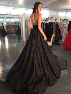 Mac Duggal Black Size 2 Floor Length 50 Off A-line Dress on Queenly