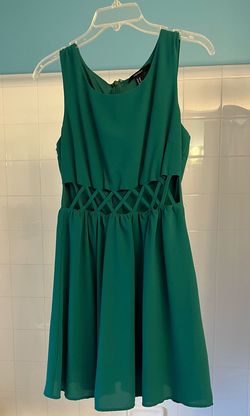 Green Size 8 Cocktail Dress on Queenly