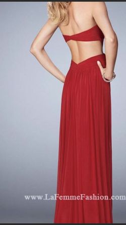 La Femme Red Size 0 Floor Length Pageant Train Dress on Queenly