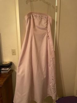 Style 14977-2 Niki by Niki Livas Pink Size 14 Plus Size Ball gown on Queenly