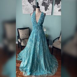 Jovani Blue Size 20 Sequined Prom Backless A-line Dress on Queenly