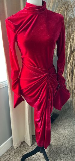 Pretty Little Thing Red Size 4 Wedding Guest Midi Cocktail Dress on Queenly