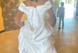 White Size 4 Ball gown on Queenly