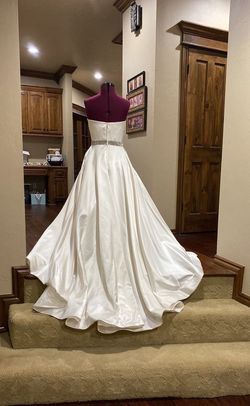 Sherri Hill White Size 4 Prom Train Cotillion Strapless Ball gown on Queenly