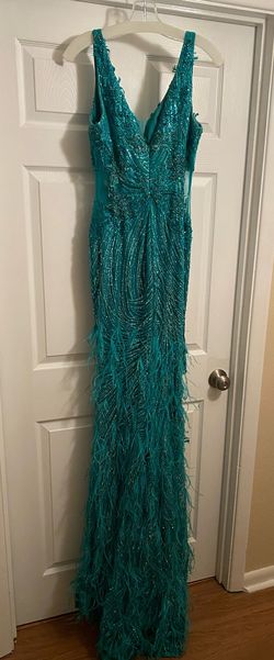Portia and Scarlett Green Size 6 Medium Height Train Pageant Straight Dress on Queenly