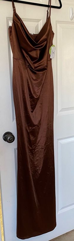Windsor Brown Size 10 Midi Homecoming Cocktail Dress on Queenly