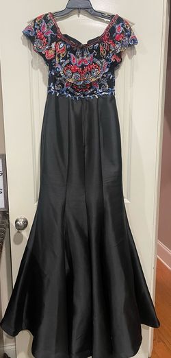 Ellie Wilde Black Size 8 Two Piece Floor Length Mermaid Dress on Queenly