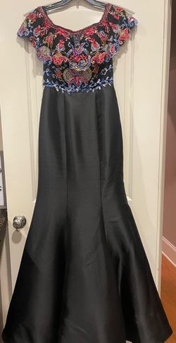 Ellie Wilde Black Size 8 Two Piece Floor Length Mermaid Dress on Queenly