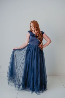 Style KIANA_NAVY6_B2813 Madison James Blue Size 6 Tall Height Tulle Sleeves Ball gown on Queenly
